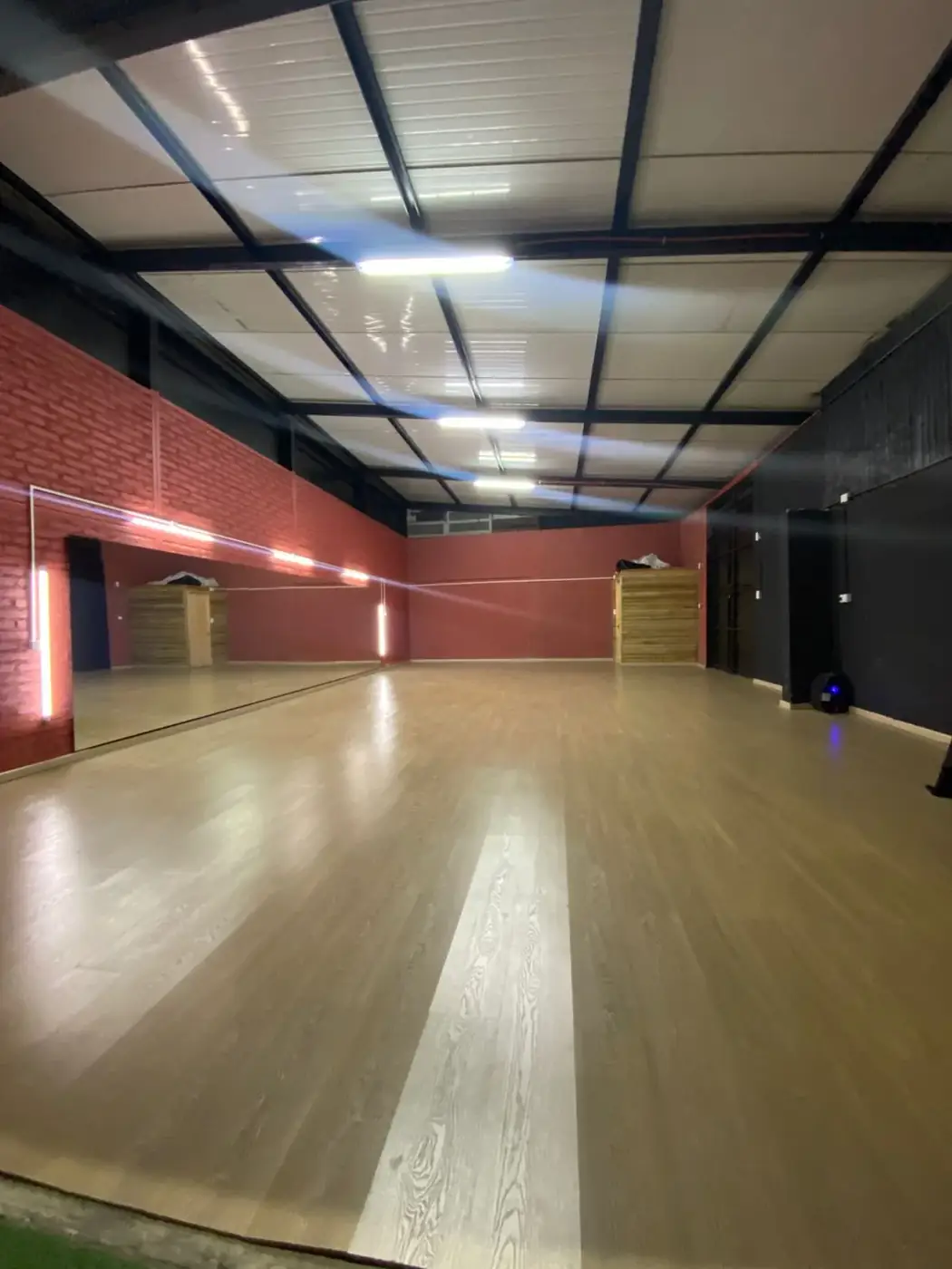 Sala principal de Saikos Studio
